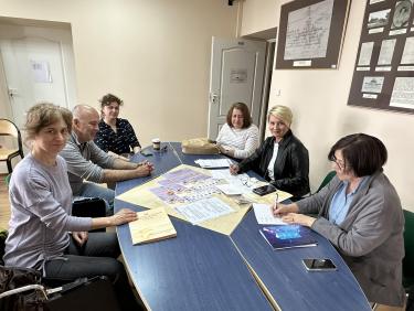 Bibliotekarze w trakcie ostatnich ustaleń dotyczących rajdu