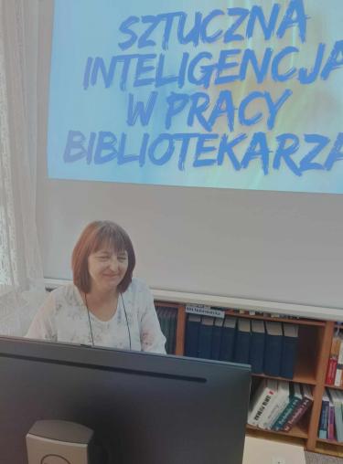Wiesława Olchowy – nauczyciel bibliotekarz podczas prezentacji